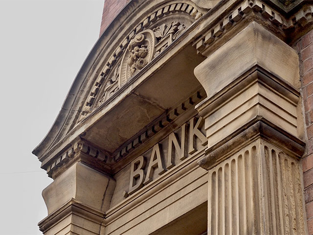 علل سقوط ۴ بانک آمریکایی چیست؟