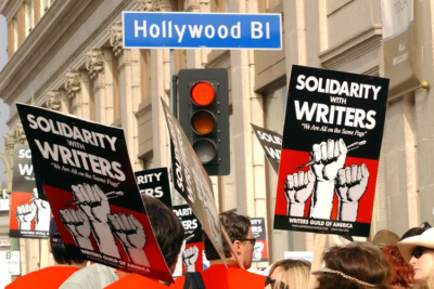اعتصاب گسترده نویسندگان هالیوود به دلیل عدم دریافت حقوق کافی