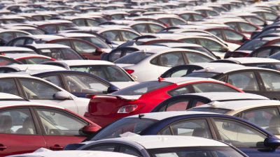 توقیف هزاران خودروی لوکس آلمانی در آمریکا